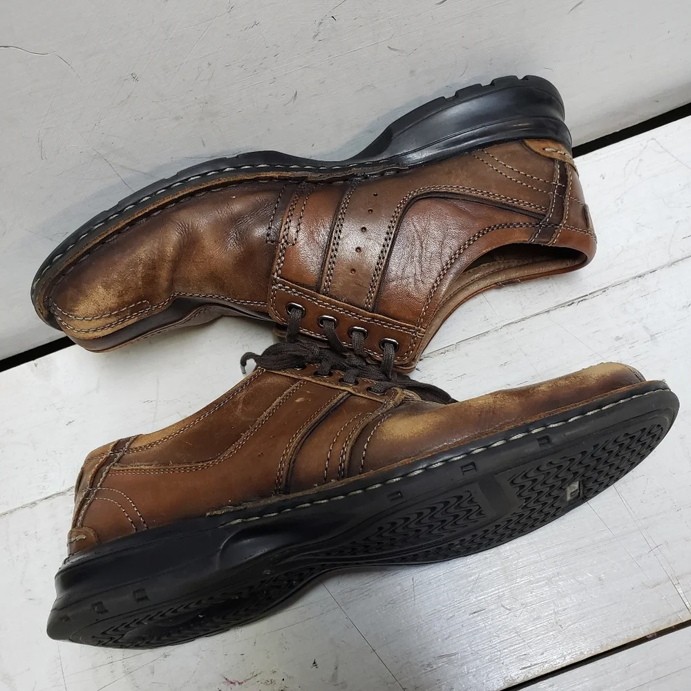Clarks leather oxford two tone brown shoes ~ mens size 10